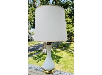 Vintage White Table Lamp With Frosted Glass