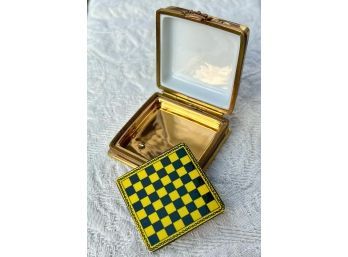 Limoges Peint Main Chess Board Trinket Box