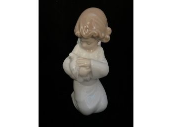 Lladro 'loving Protection Angel' Figurine