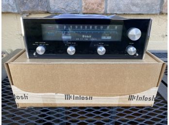 McIntosh MR77 Solid State FM/FM Stereo Tuner