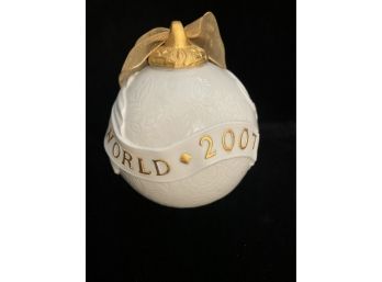 Lladro 2007 'peace To The World' Ball Ornament
