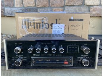 McIntosh MA 6200 Preamp-amplifier
