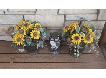 2 Outdoor Faux 23' Sunflowers And Owl Decor