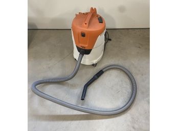 Stihl SE-62 Shop Vacuum With Hose And Power Cord