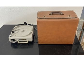 Kodak Ektagraphic Projector With Leather Case