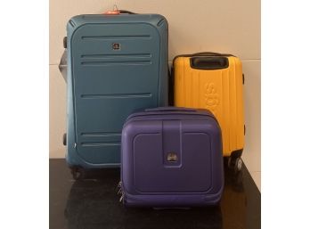 Lot Of 3 Varying Sized Suitcases