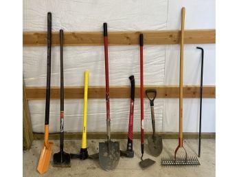 Lot Of 9 Assorted Yard Tools