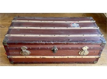 Antique Canvas Over Wood Trunk With Interior Trays