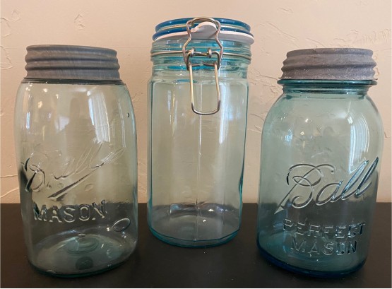 3 Vintage Blue Canning Jars With 2 Ball