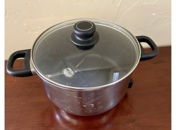 10.5' Dia. Electric Pot With Cord And Glass Lid