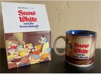 NIB Disney Snow White Mug