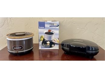 3 Pc. Kitchen Appliance Set With Grill, Small Crock Pot And Fondue Set