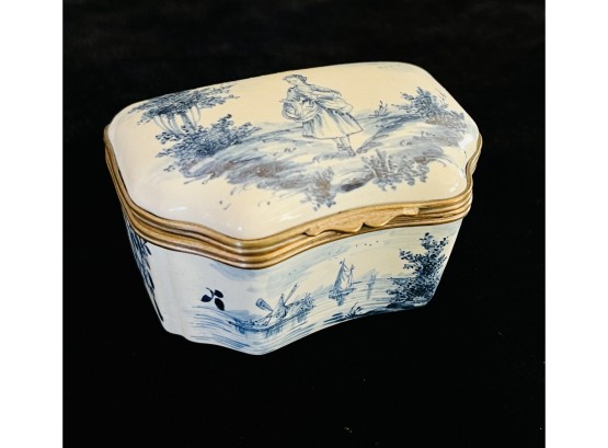 Antique Dutch Blue And White Porcelain Trinket Box