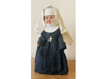 Vintage 1950's Plastic Nun Doll With Sleep Eyes