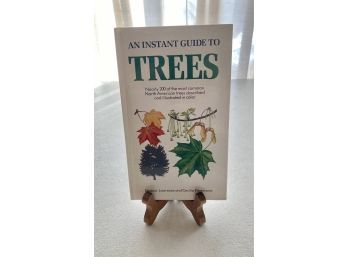 Vintage An Instant Guide To Trees By Eleanor Lawrence And Cecilia Fitzsimons (1985)