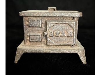 Antique Miniature Dollhouse Cast Iron Stove