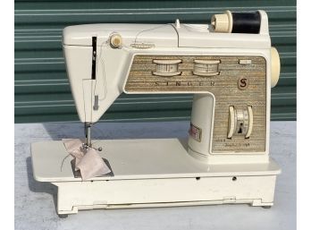 Vintage Sewing Machine The Singer Company