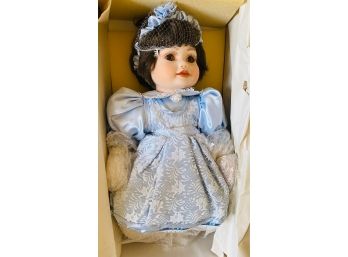 NIB 2000 Marie Osmond Fine Porcelain 'toddler' Collector Doll