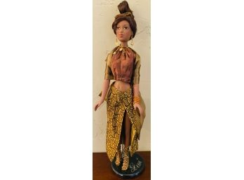 Vintage Numbered Limited Edition 492/1000 Brunette Doll 3 Piece Outfit Maker Mark Not Visible