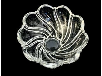 Beautiful Swirl Glass Bowl