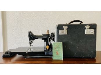Rare Singer 221-1 Portable Featherweight Electric Sewing Machine With Case Manual & Accessories