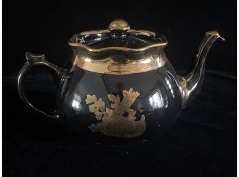 Vintage Arthur Wood England Tea Pot