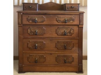 Beautiful Victorian Walnut 4 Drawer Chest With Original Hardware