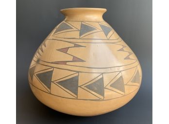 Acoma Like Pottery Clay Vase