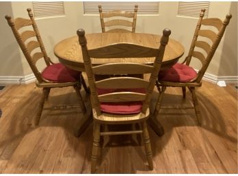 Kitchen Dining Table W/ 4 Chairs & 4 Leaves
