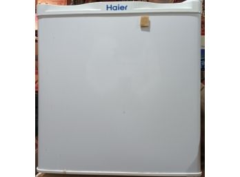 Haier HNSB02 1.7 Cubic Feet Refrigerator/Freezer