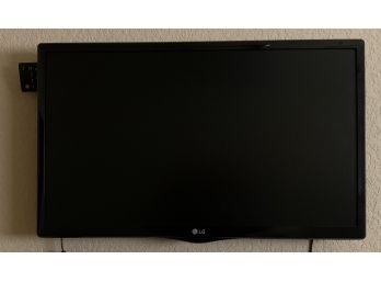 23'LG Flat Screen TV
