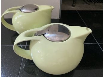 Collection Of Two Green Teapots With Interior Mesh Strainers