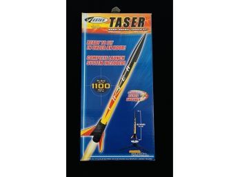 NIB Estes Taser Model Rocket Launch Set
