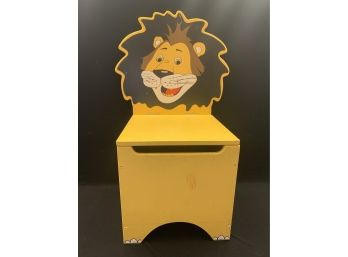 Yellow Lion Chair W Storage. Hinges Need Repaired