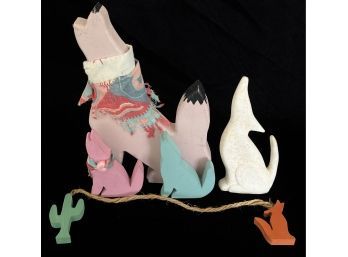 4 Piece Collection Of Howling Wolves Incl. Nightlight