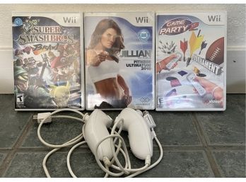 Assorted Lot Of Wii Games & Controllers