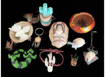 Assorted Collection Of Native American Stoneware Trinkets & Figurines