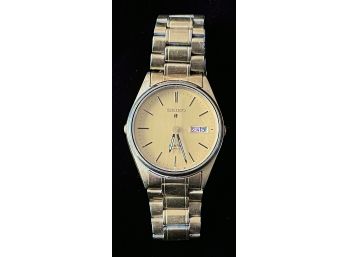 Seiko 19. Gold-toned Water Resistant Wrist Watch