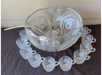1940s American Pressed Glass Horseshoe Patterned Punch Bowl With 10 Cups