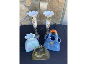 2 Fluted Floral Bedside Lamps With 3 Glass/ceramic Purse Styled Vases