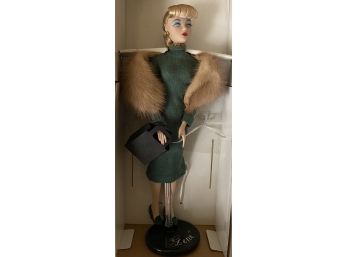 Vintage 2001 Ashton Drake Galleries Gene Doll Series 'A Lady Knows In Green Silk Knit' Doll WOriginal Box