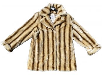Pamela McCoy Ladies Faux Fur Coat- Super Soft!