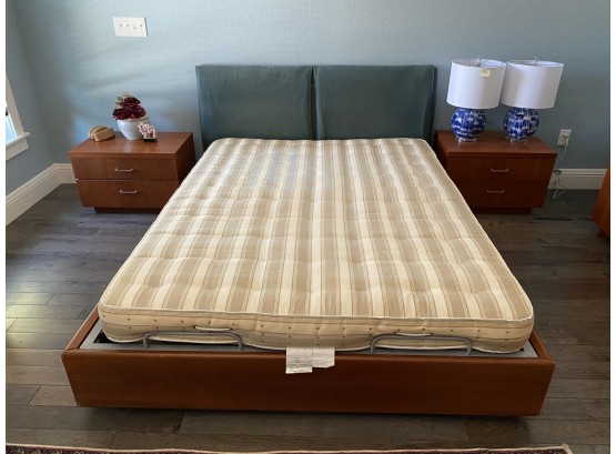 McRosky AirFlex Made In San Francisco Pressure Relieving Mattress With Queen Platform Bed Frame