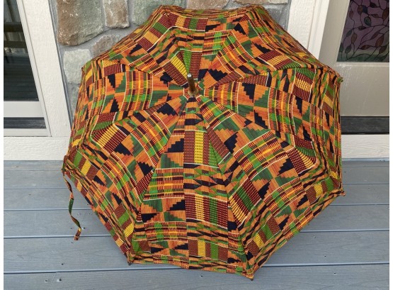Stunning African Umbrella With Wood Handle (3 Of 3)
