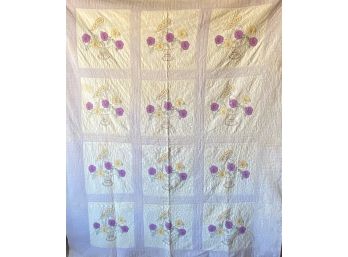 Handmade Quilt With Light Purple And White Flower Pattern (1)