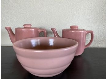 Bauer Dusty Rose Teapots With Ringware Pattern Bowl