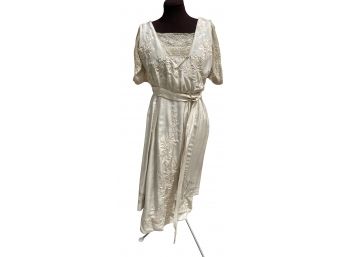 Antique Ivory Silk Embroidered Dress Early 1900s With Lace Sleeves