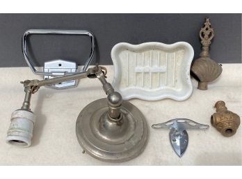 Vintage Bathroom Accessories And Light Fixture