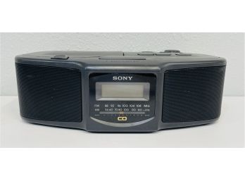 Sony FM/AM/CD Clock Radio ICF CD 800