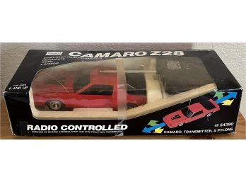 Toy Camaro Z28 W/ Original Packaging - Needs Batteries